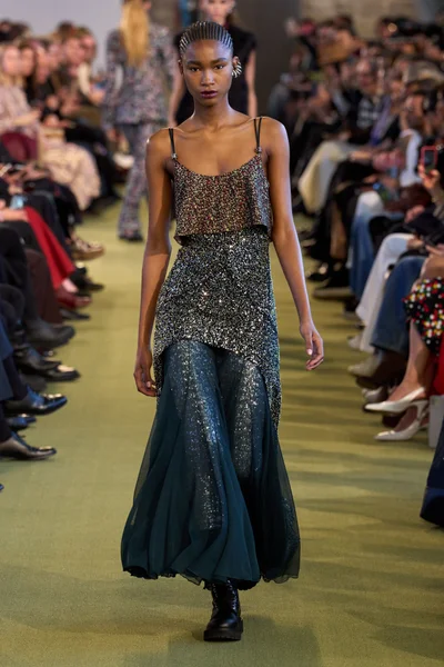 Look 22